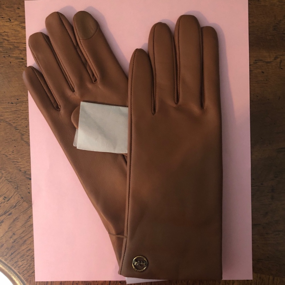 NEW Coach Saddle Leather Tech Gloves with Touch Sensitive Technology Size 7 1/2 - Picture 8 of 11